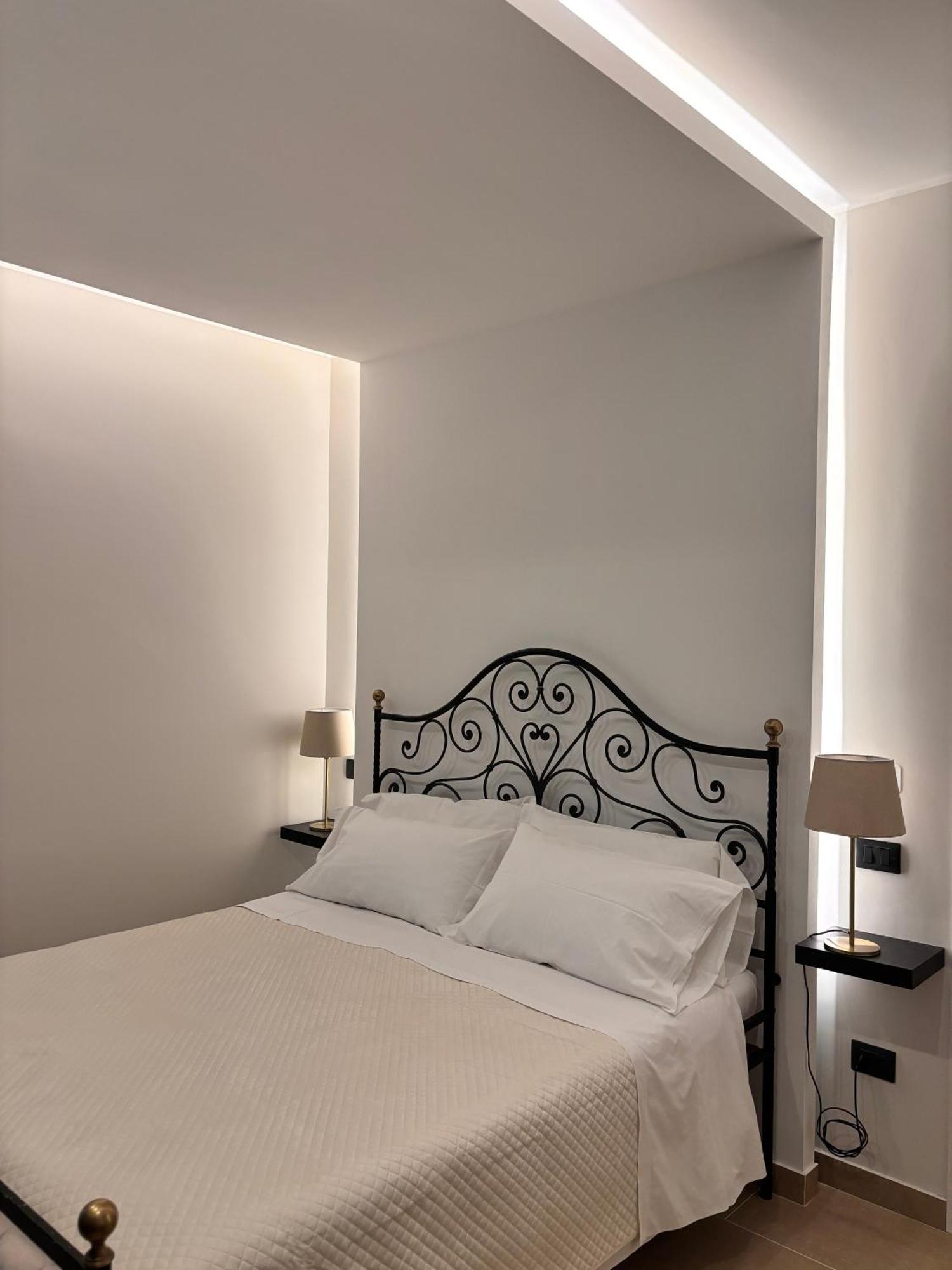 Ig - "Villa Don Antonio" Apartments Giardini Naxos Exterior photo