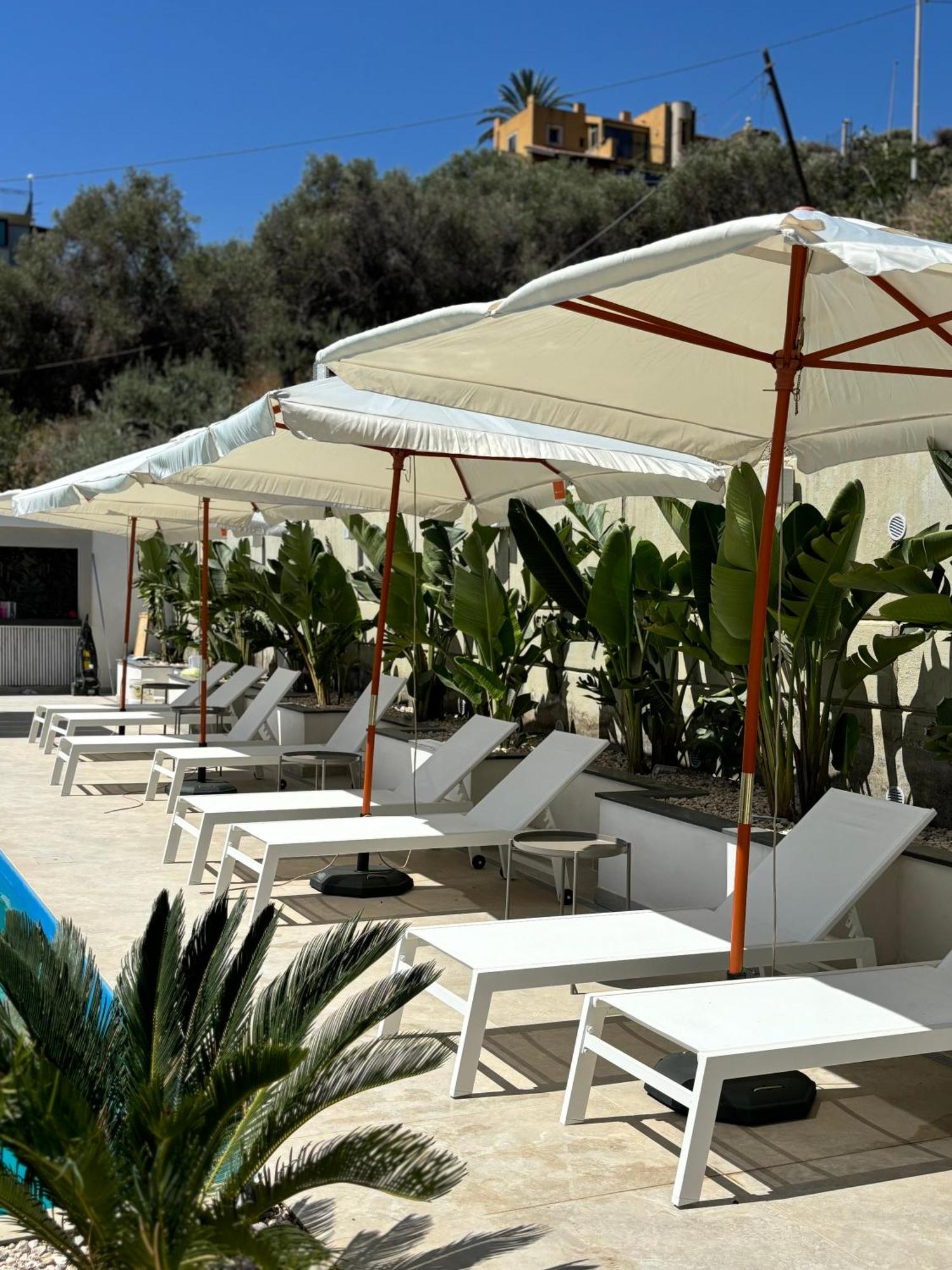 Ig - "Villa Don Antonio" Apartments Giardini Naxos Exterior photo